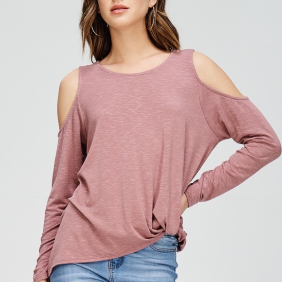 Tops - ❗️SALE❗️Cold Shoulder Knotted Top